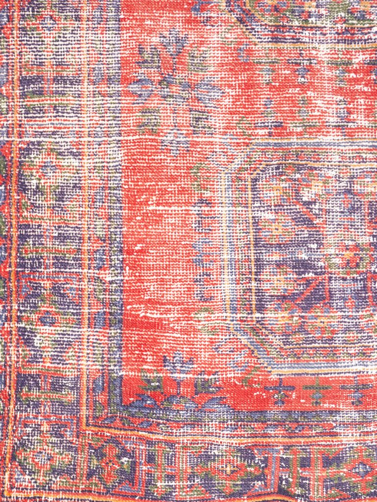 ORIENTAL RUG 11.5'x4.5'