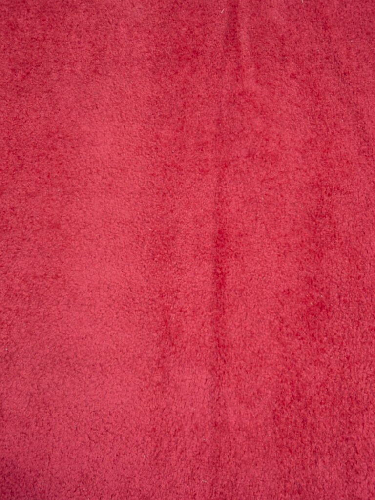 RED CARPET RUNNER 4'X50'