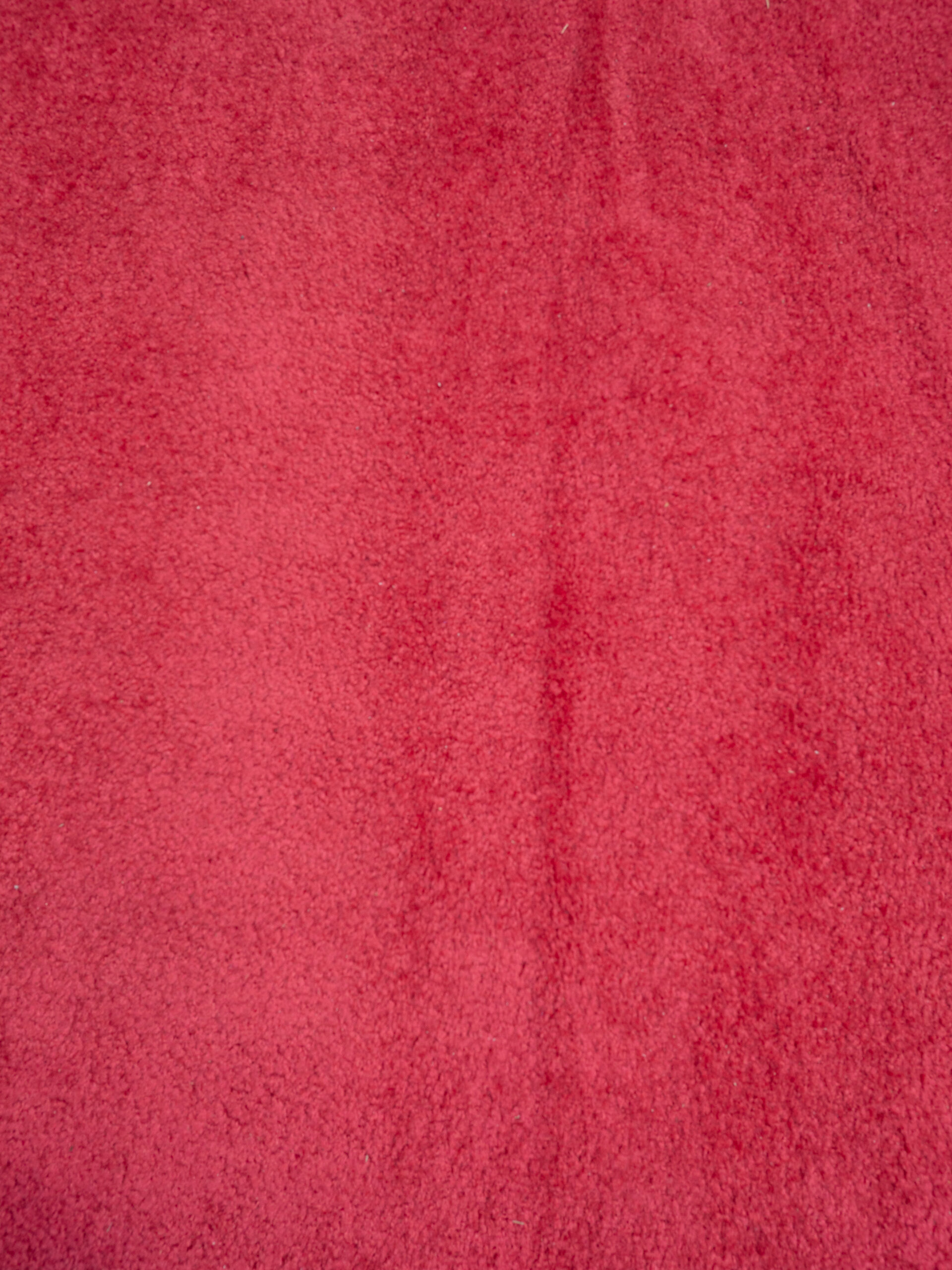 RED CARPET RUNNER 4'X50'