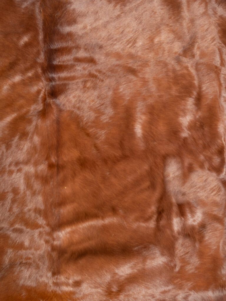 CHESTNUT COWHIDE