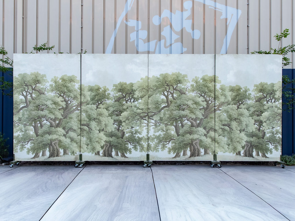 VINTAGE OAK WALLS