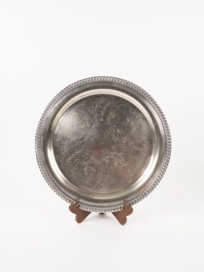 SILVER ROUND HEIRLOOM TRAY 15"
